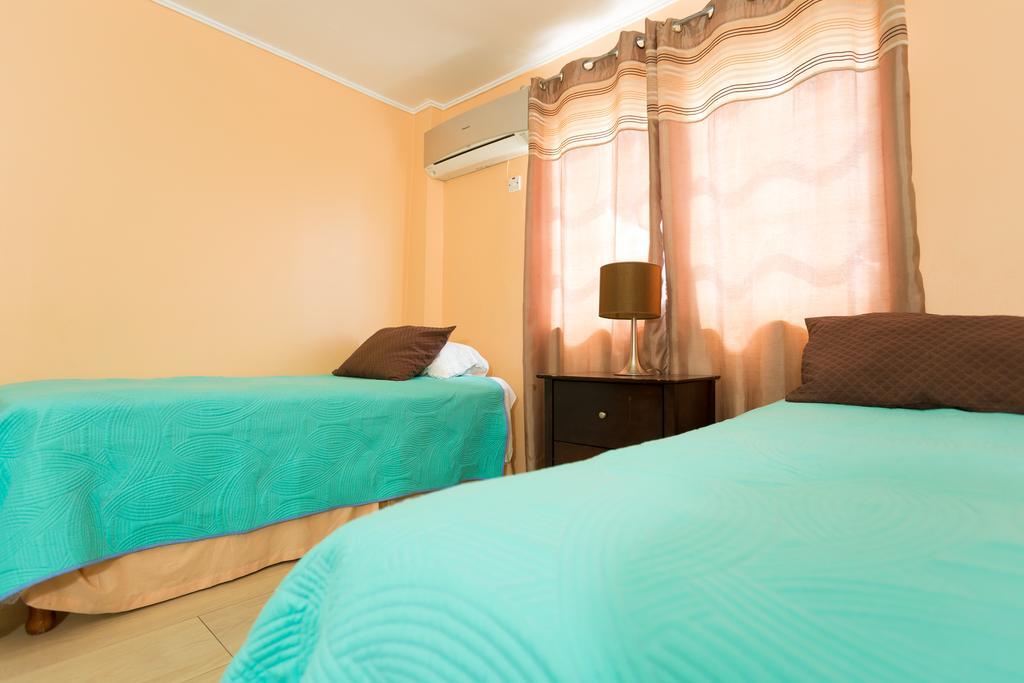Cozy Accommodations - Dorchester City Line Kingston Dış mekan fotoğraf